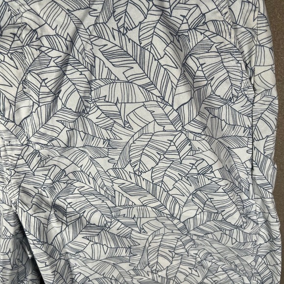 Tommy Hilfiger Mens 36 Blue Tropical Palm Leaf Chino Shorts Beach Summer Preppy - Picture 3 of 13